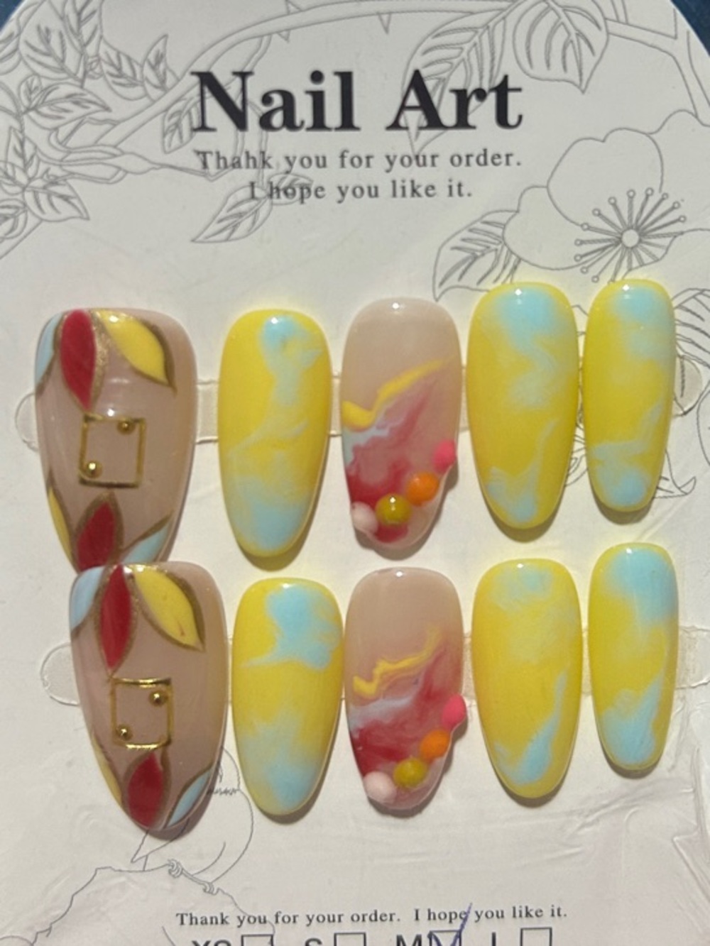Nail Art Press-On Set in Yellow, Blue & Beige - Unbranded